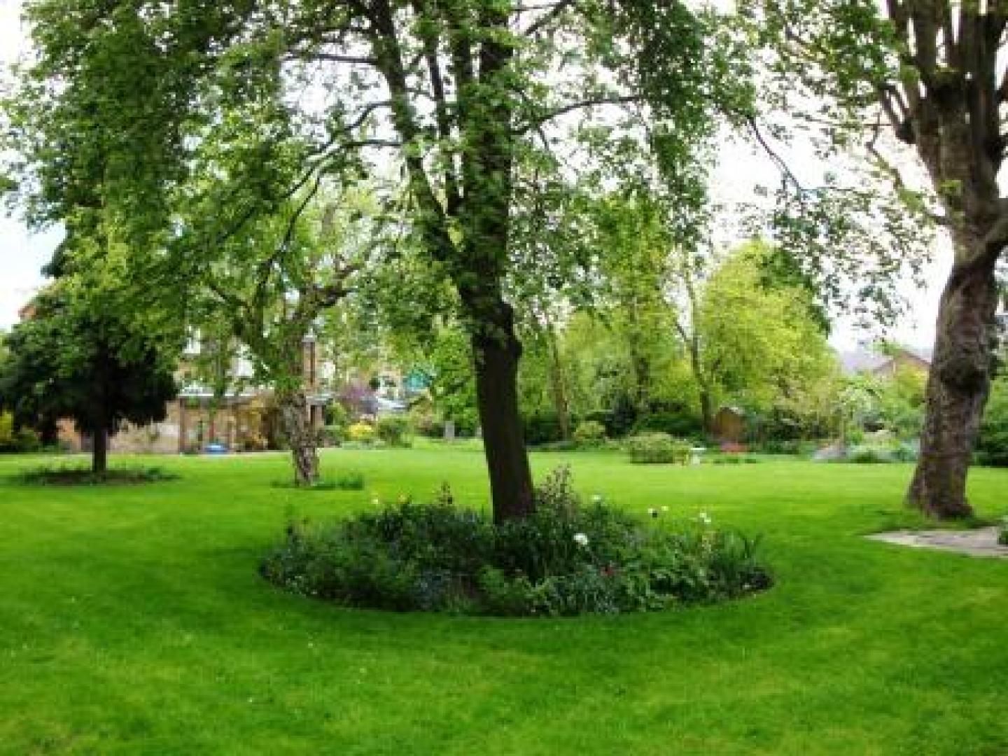 			1 Bedroom, 1 bath, 1 reception Flat			 Willesden Lane, KILBURN/BRONDESBURY